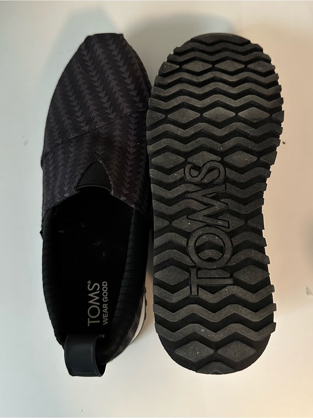 TOMS TRVL Lite Slip On Shoes Black Geometric Comfort Walking Women’s 9 - Picture 4 of 5